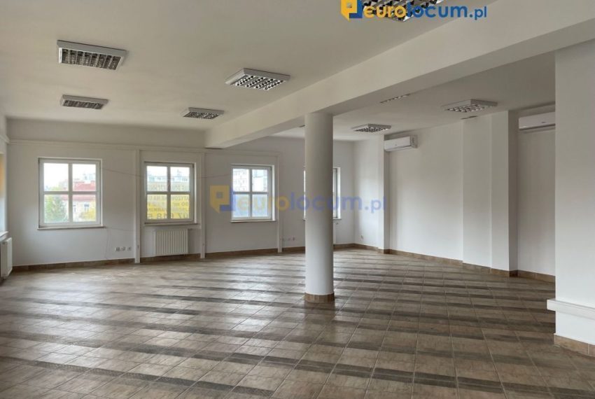 6981 1l 850x570 - LOKAL BIUROWY CENTRUM